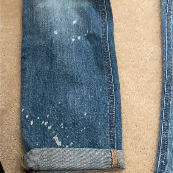 Old Navy Mid rise Boyfriend jeans - Picture 3 of 4